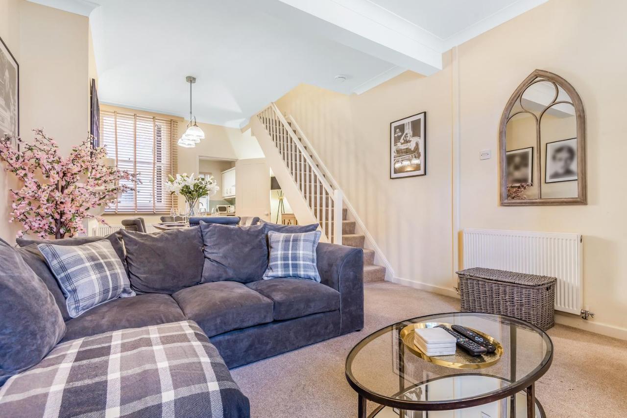 Chester City Centre Cottage, Sleeps 6 With Free Parking Exterior photo